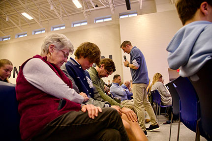 People praying together. Links to Gifts of Cash, Checks, and Credit Cards People praying together. Links to Gifts of Cash, Checks, and Credit Cards